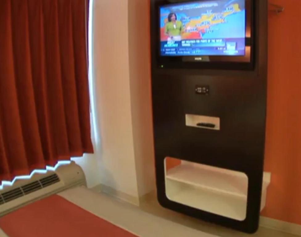 Motel 6 Мантека Екстер'єр фото